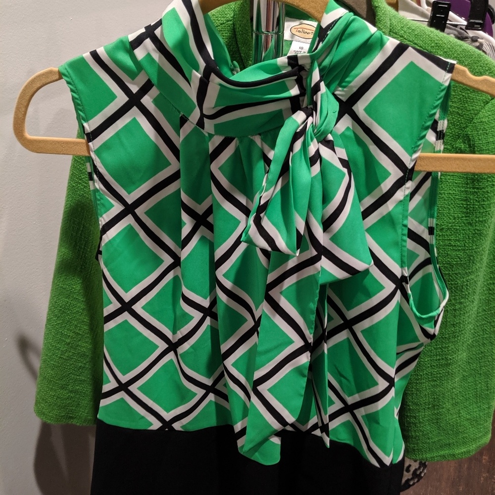 Sleeveless Blouse